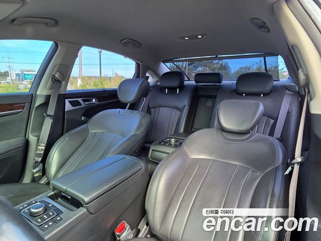 Hyundai Genesis 2016 — photo 16