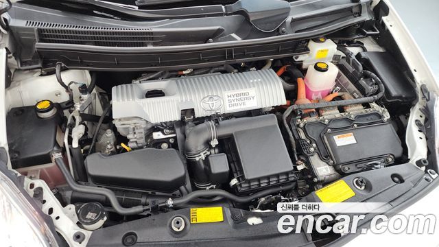 Toyota Prius 2014 — photo 6
