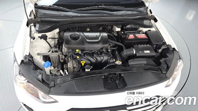 Hyundai AVANTE 2017 — photo 6