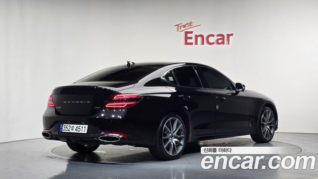 Genesis G70 2023 — photo 2