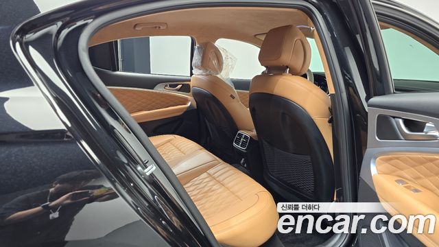 Genesis G70 2023 — photo 17