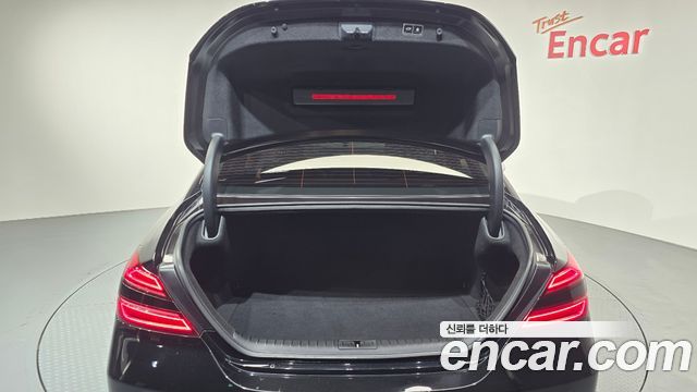 Genesis G70 2023 — photo 24