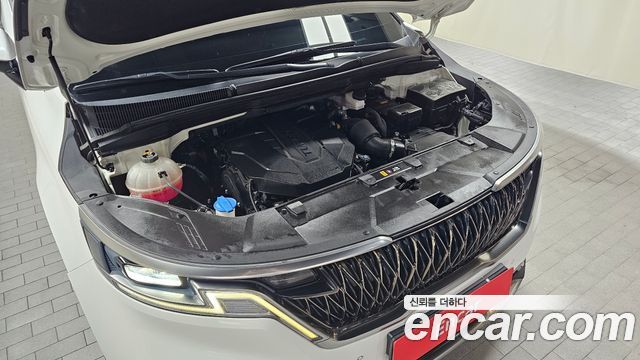 Kia Canival 2022 — photo 6
