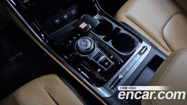 Kia Canival 2022 — photo 12