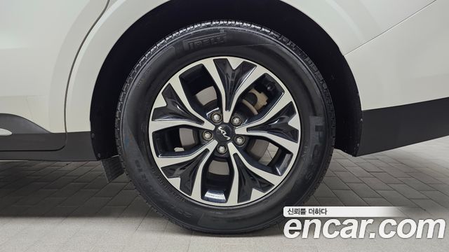 Kia Canival 2022 — photo 7