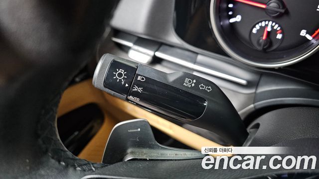 Kia Canival 2022 — photo 30