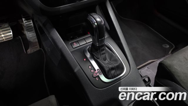 Volkswagen Scirocco 2013 — photo 9