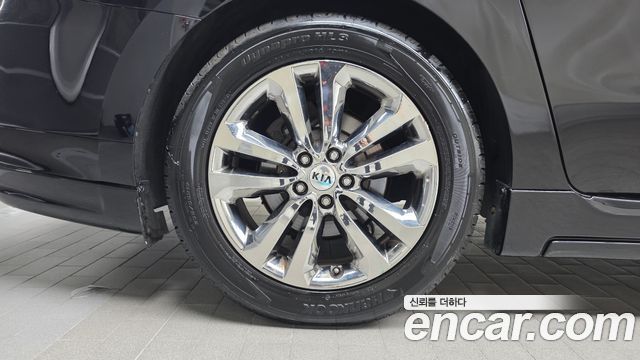 Kia Canival 2016 — photo 5
