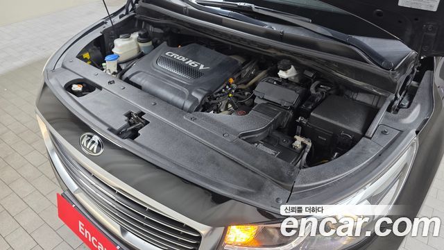 Kia Canival 2016 — photo 6