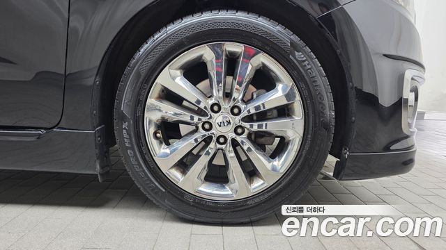 Kia Canival 2016 — photo 7