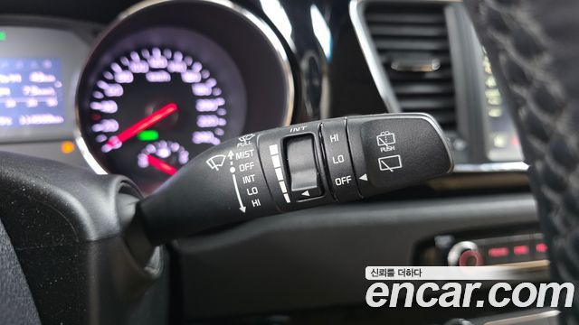 Kia Canival 2016 — photo 28