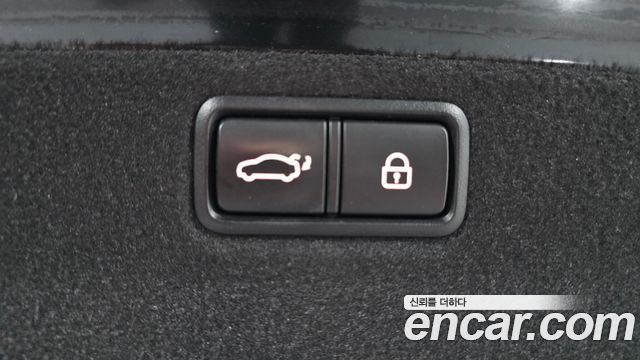 Genesis G80 2019 — photo 25