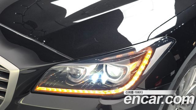 Genesis G80 2019 — photo 8