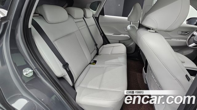 Hyundai Kona 2023 — photo 17