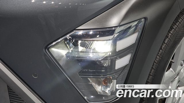 Hyundai Kona 2023 — photo 8