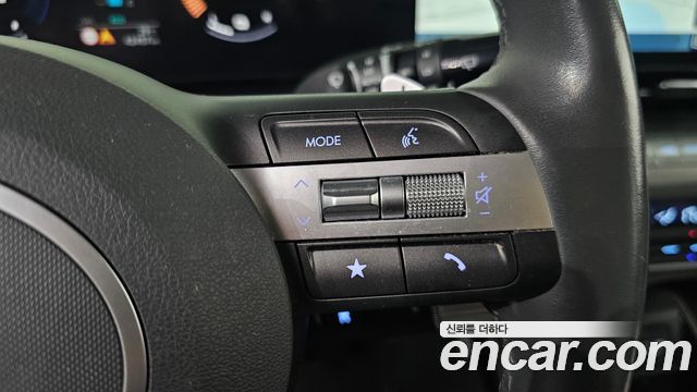 Hyundai Kona 2023 — photo 28