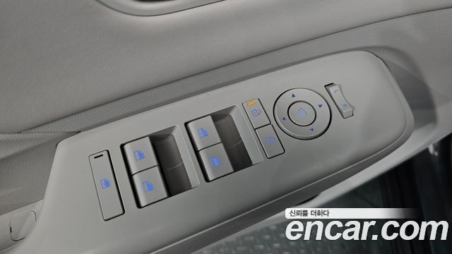 Hyundai Kona 2023 — photo 31