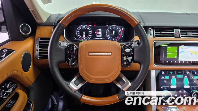 Land Rover Range Rover 2019 — photo 14