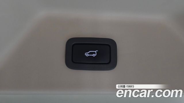Land Rover Range Rover 2019 — photo 18