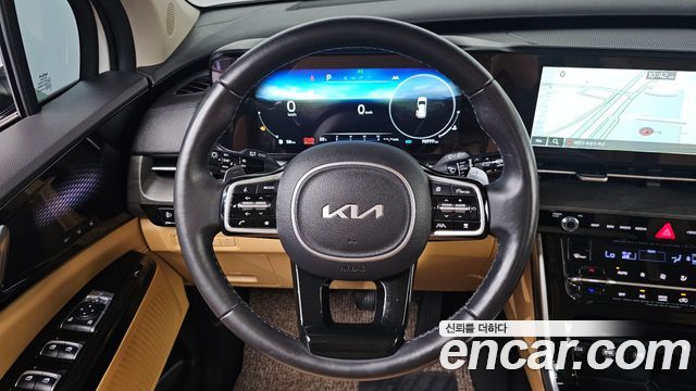 Kia Canival 2023 — photo 18