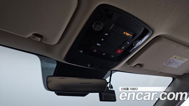 Kia Canival 2023 — photo 27