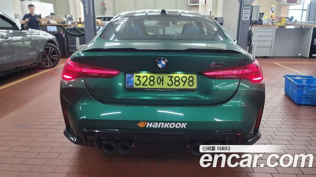 BMW M4 2026 — photo 2