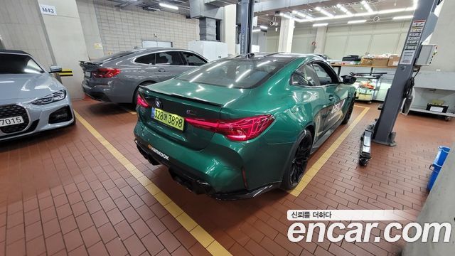 BMW M4 2026 — photo 3