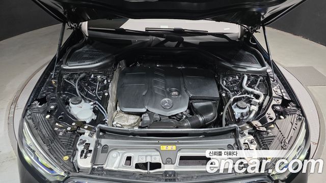 Mercedes-Benz GLC-Class 2024 — photo 6