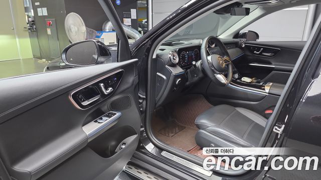 Mercedes-Benz GLC-Class 2024 — photo 13