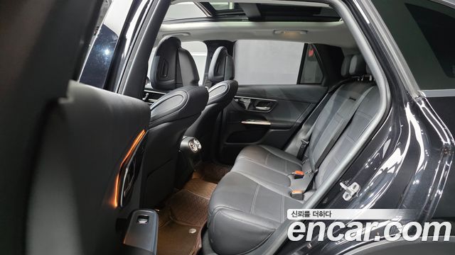 Mercedes-Benz GLC-Class 2024 — photo 18