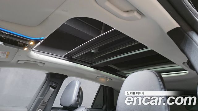 Mercedes-Benz GLC-Class 2024 — photo 27