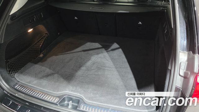 Mercedes-Benz GLC-Class 2024 — photo 29