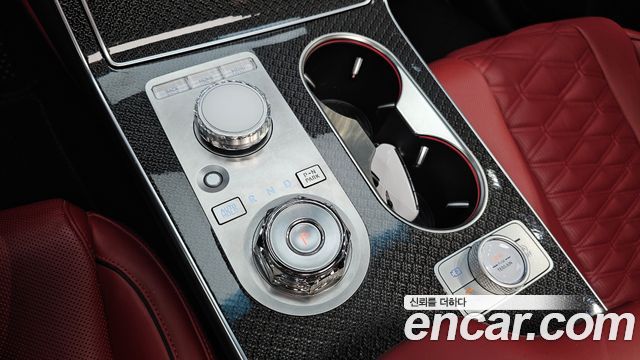 Genesis GV80 2024 — photo 9