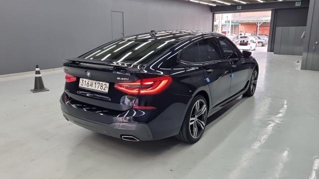 BMW Gran Turismo 2018 — photo 2