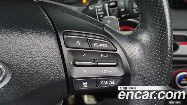 Hyundai Veloster 2018 — photo 21