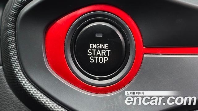 Hyundai Veloster 2018 — photo 22