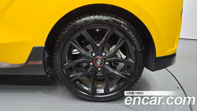Hyundai Veloster 2018 — photo 7