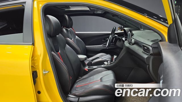 Hyundai Veloster 2018 — photo 16