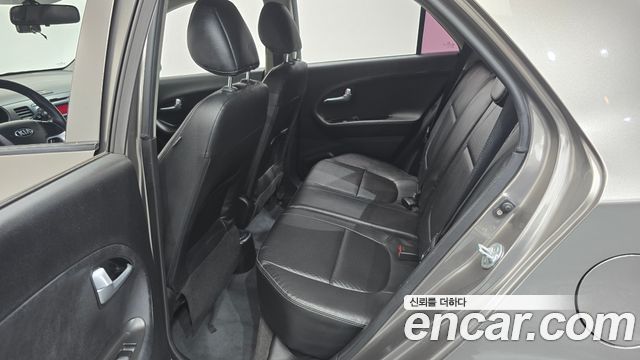 Kia morning 2014 — photo 12