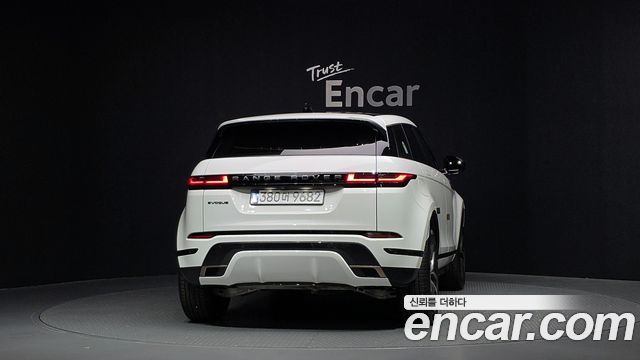 Land Rover Range Rover Evoque 2025 — photo 4