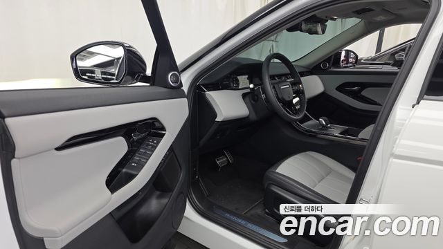 Land Rover Range Rover Evoque 2025 — photo 10