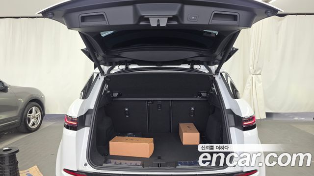 Land Rover Range Rover Evoque 2025 — photo 20