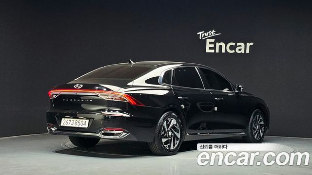 Hyundai Grandeur 2023 — photo 2