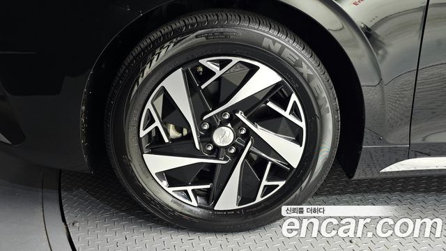 Hyundai Grandeur 2023 — photo 5