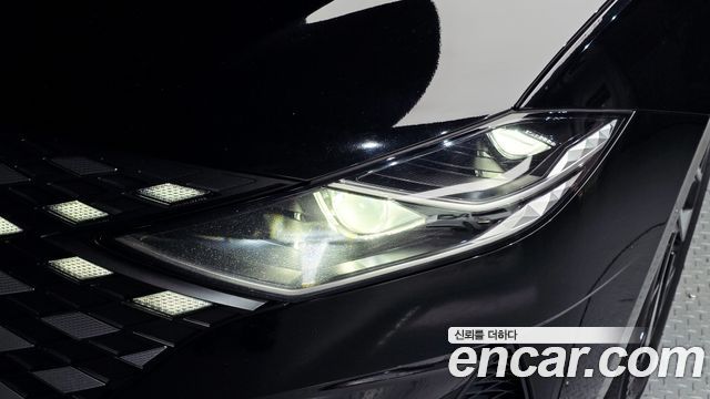 Hyundai Grandeur 2023 — photo 8
