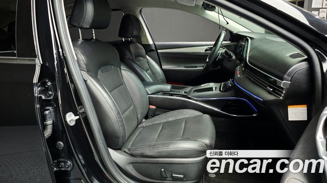Hyundai Grandeur 2023 — photo 16