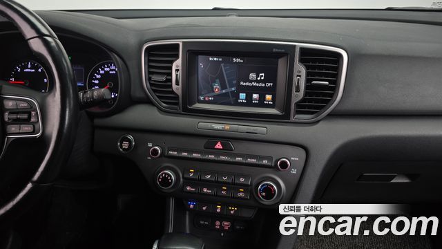Kia Sportage 2016 — photo 19