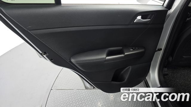 Kia Sportage 2016 — photo 15