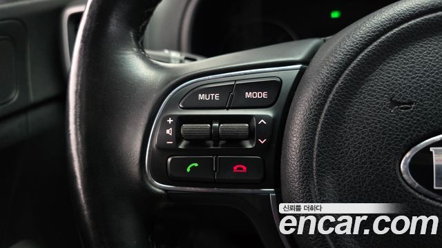Kia Sportage 2016 — photo 30