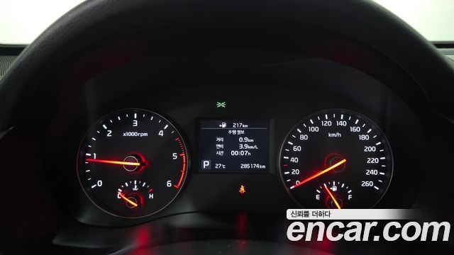 Kia K7 2016 — photo 8